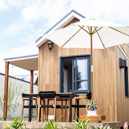 Tiny House En Baie Du Mont-Saint-Michel Villa Дол-де-Бретан Екстериор снимка