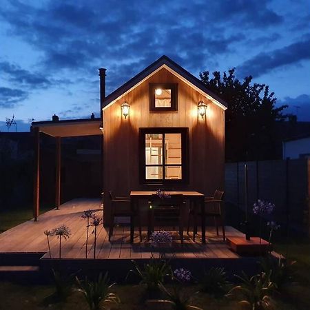 Tiny House En Baie Du Mont-Saint-Michel Villa Дол-де-Бретан Екстериор снимка