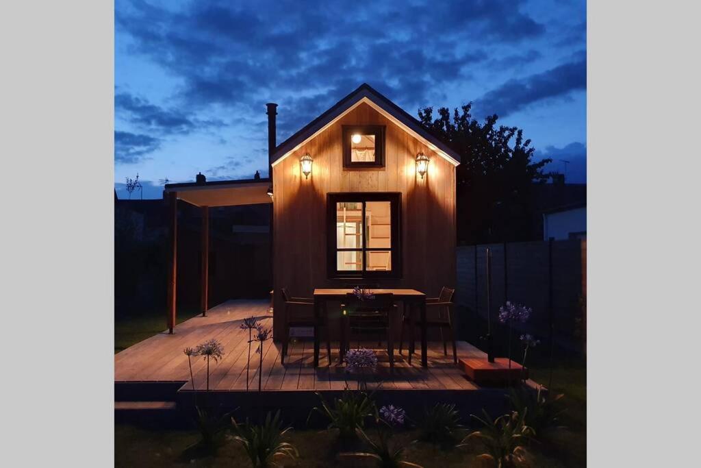 Tiny House En Baie Du Mont-Saint-Michel Villa Дол-де-Бретан Екстериор снимка