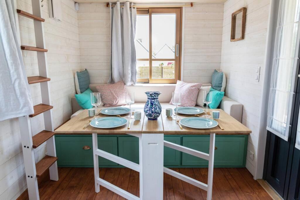 Tiny House En Baie Du Mont-Saint-Michel Villa Дол-де-Бретан Екстериор снимка