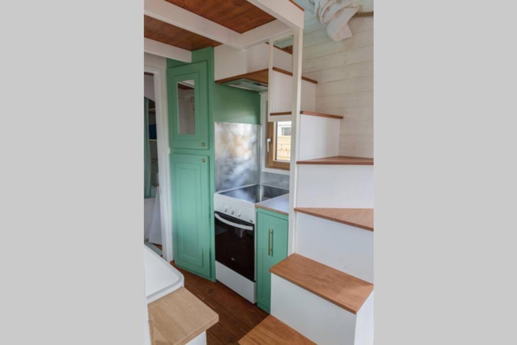 Tiny House En Baie Du Mont-Saint-Michel Villa Дол-де-Бретан Екстериор снимка