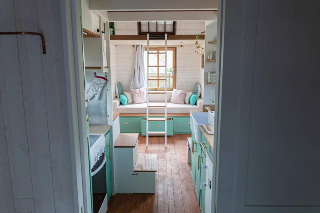 Tiny House En Baie Du Mont-Saint-Michel Villa Дол-де-Бретан Екстериор снимка