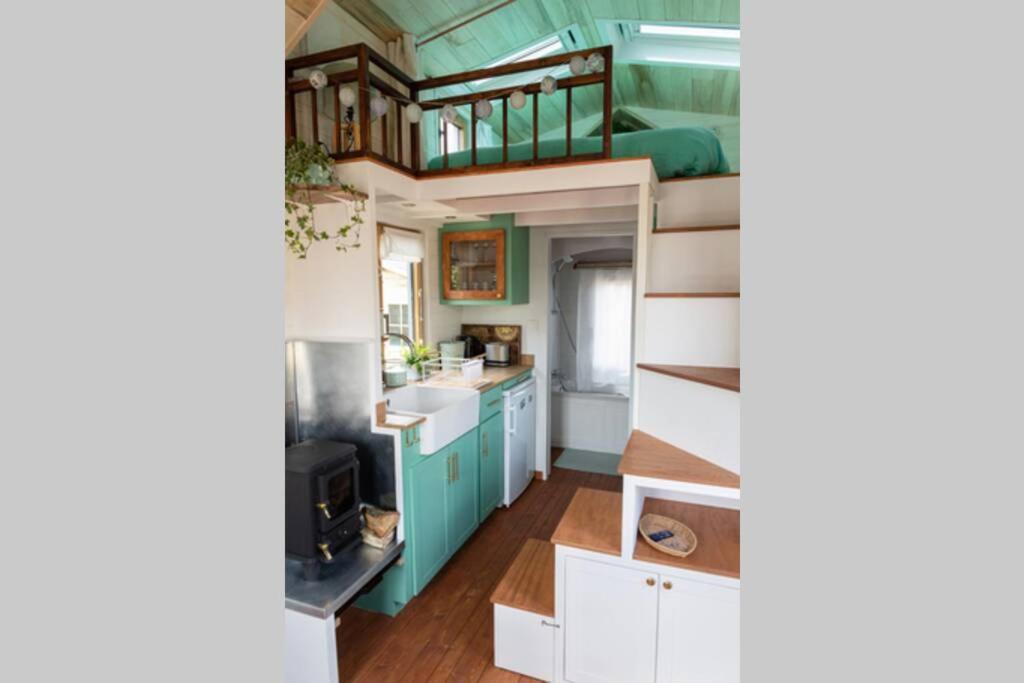 Tiny House En Baie Du Mont-Saint-Michel Villa Дол-де-Бретан Екстериор снимка